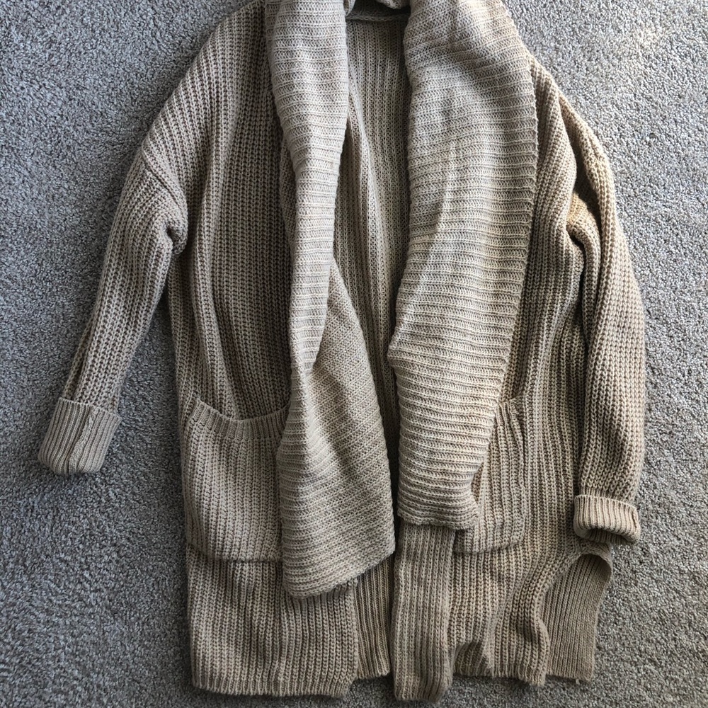 Women’s sweater
